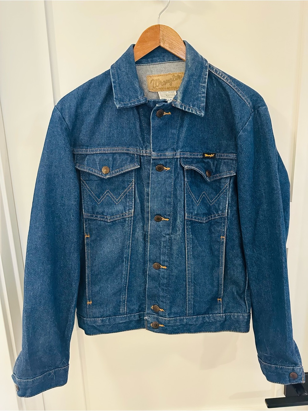 Vtg Women’s Wrangler Dark Blue Denim Jacket 74145PW- Sz Small CH P